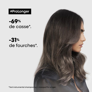 Femme profil cheveux longs ondules - resultats L'OREAL PROFESSIONNEL Pro Longer -69% casse