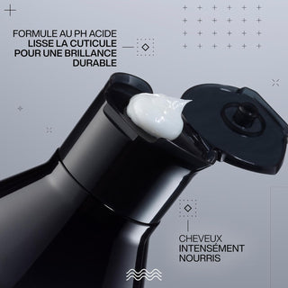 Gros plan du flacon Redken Acidic Color Gloss ouvert avec texture creme blanche sur le bouchon