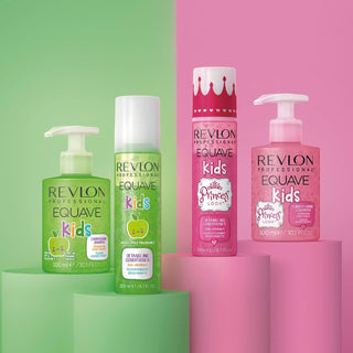 Gamme Revlon Equave Kids Pomme Verte et Princess Look sur podiums vert et rose