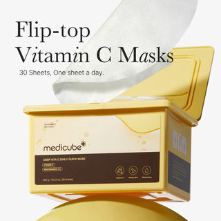 MEDICUBE Deep Vita C Daily Quick Mask - boite jaune ouverte avec masque en tissu deploye, 30 feuilles quotidiennes