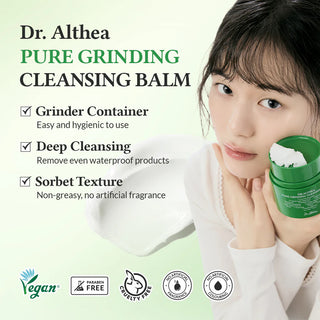 DR.ALTHEA Pure Grinding Cleansing Balm - femme tenant le pot avec labels vegan et cruelty free