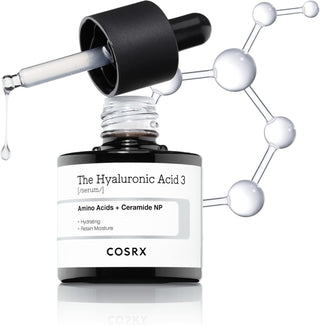 COSRX Hyaluronic Acid 3 Serum pipette ouverte avec goutte et structure moleculaire en arriere-plan