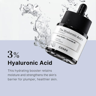 COSRX Hyaluronic Acid 3 Serum avec eclaboussures d'eau et mention 3% acide hyaluronique sur fond mauve