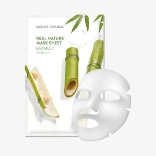 Sachet Nature Republic Real Nature Mask Sheet Bamboo avec tiges de bambou vertes et masque en tissu blanc deplie