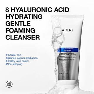 Anua 8 Hyaluronic Acid Foaming Cleanser avec eclats d'eau et mentions hydratation et barriere cutanee