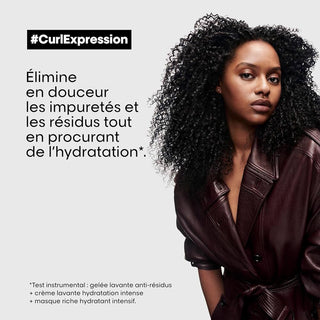 L Oreal Curl Expression - mannequin aux boucles avec texte elimine impuretes et residus