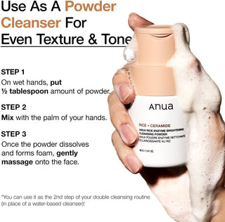 ANUA Rice Enzyme Cleansing Powder - mode d'emploi nettoyant en trois etapes, main tenant le flacon avec mousse