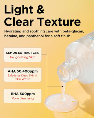 Flacon TOCOBO AHA BHA Lemon Toner sur fond bleu avec citrons et label vegan, certifie cruelty free
