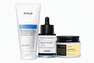 Trio hydratant Anua Hyaluronic Acid gel nettoyant, COSRX The Hyaluronic Acid 3 serum et Joyvin Snail Mucin creme